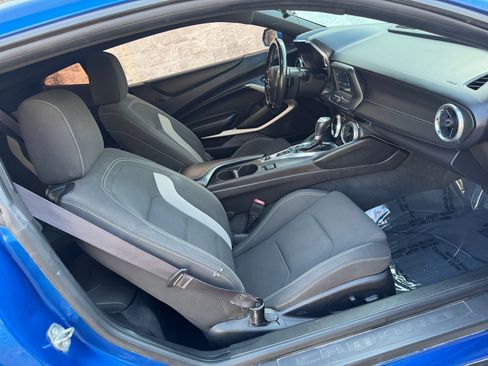Used 2016 Chevrolet Camaro LT image 21
