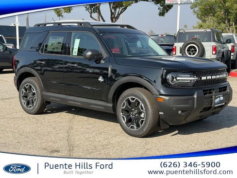New 2026 Ford Bronco Sport Outer Banks w/ Outer Banks Tech Package+ AWD/4WD image 1