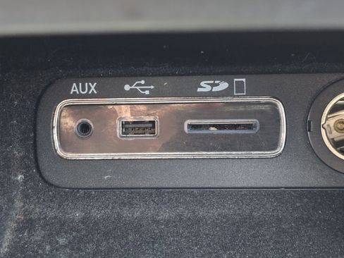 Used 2014 Jeep Grand Cherokee Laredo w/ Security & Convenience Group image 7