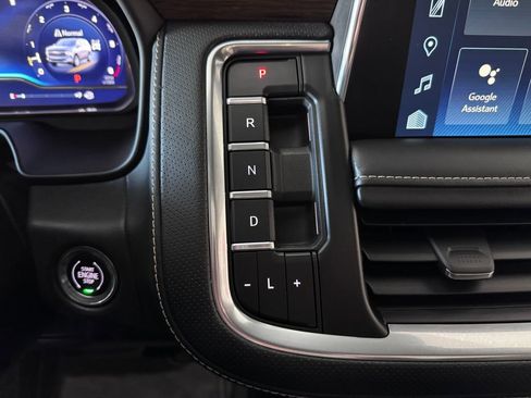 Used 2023 Chevrolet Tahoe Premier w/ Premium Package image 28