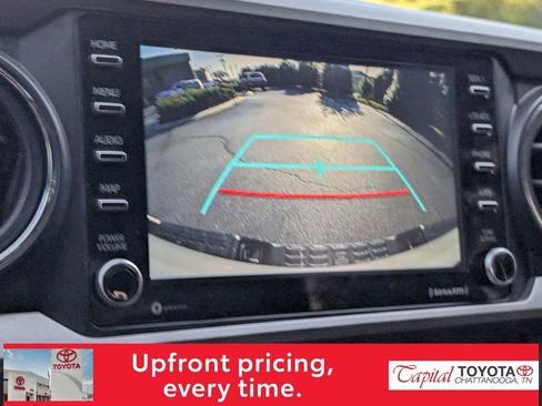 Used 2023 Toyota Tacoma TRD Sport AWD/4WD image 19