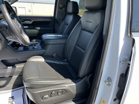 Used 2022 GMC Sierra 1500 Denali w/ Denali Reserve Package AWD/4WD image 6