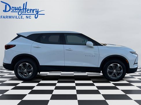 New 2025 Chevrolet Blazer LT w/ Driver Confidence Package image 6