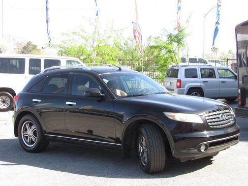 Used 2004 INFINITI FX35 2WD w/ Touring Pkg image 9