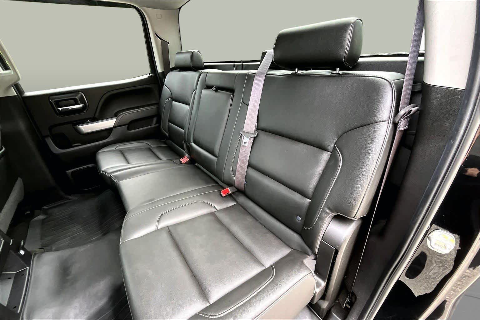 Used 2017 Chevrolet Silverado 2500 LT w/ All Star Edition AWD/4WD image 21