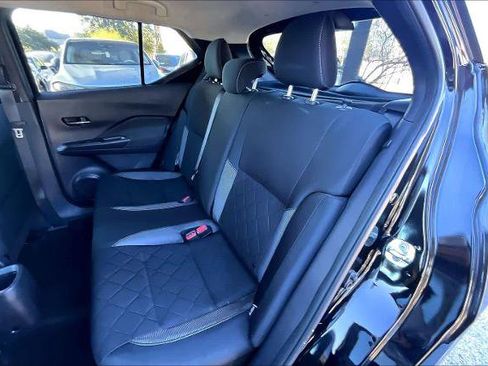 Certified 2020 Nissan Kicks SV image 18