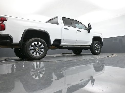 Used 2023 Chevrolet Silverado 2500 Custom w/ Gooseneck/5TH Wheel Package image 37