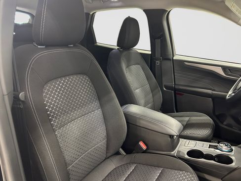Certified 2024 Ford Escape Active AWD/4WD image 22