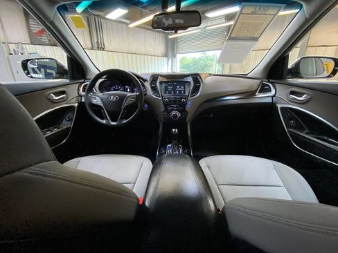 Used 2018 Hyundai Santa Fe Sport w/ 2.4L Value Package 02 AWD/4WD image 18