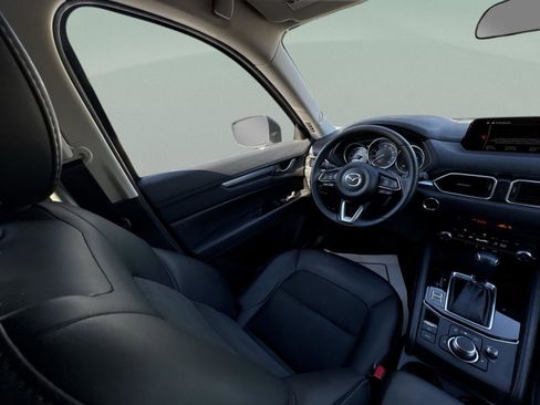 Used 2020 MAZDA CX-5 Touring FWD image 18
