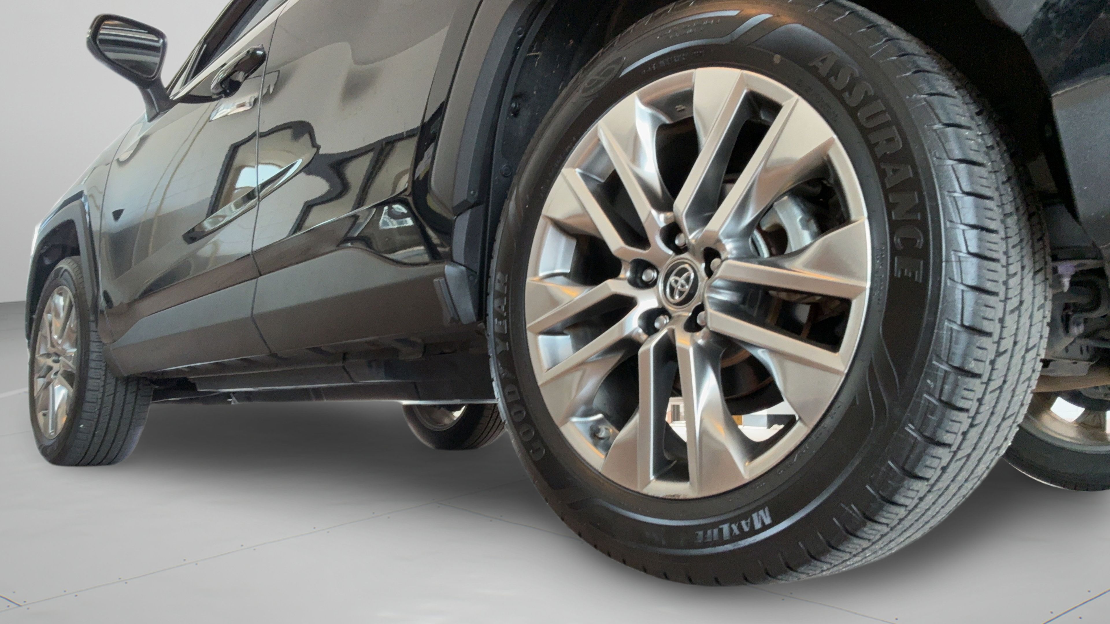 Used 2019 Toyota RAV4 XLE Premium w/ Advanced Technology Package FWD image 52