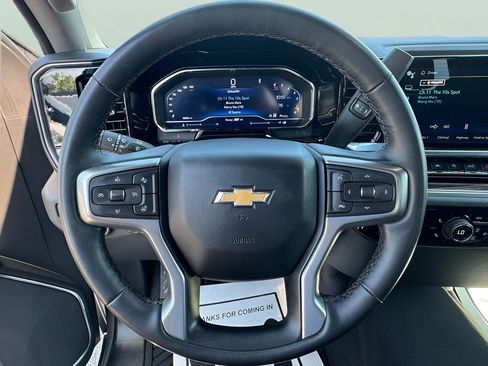 Used 2024 Chevrolet Silverado 1500 LT AWD/4WD image 14