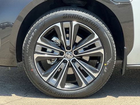Certified 2023 Toyota bZ4X AWD image 27