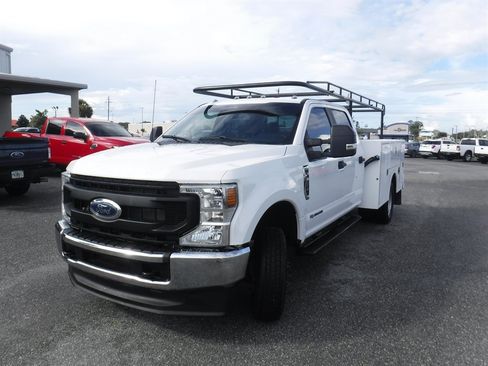 Used 2022 Ford F350 XL w/ Power Equipment Group AWD/4WD image 27