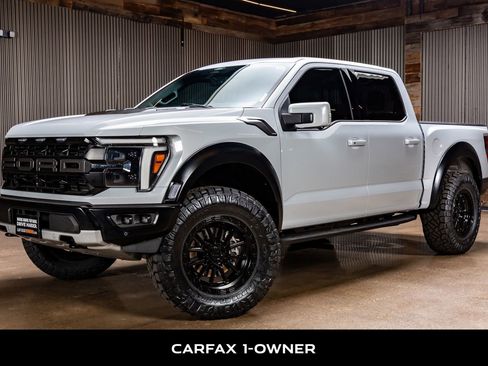 Used 2025 Ford F150 Raptor image 5