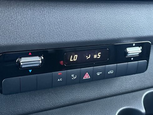 New 2025 Mercedes-Benz Sprinter 2500 image 19