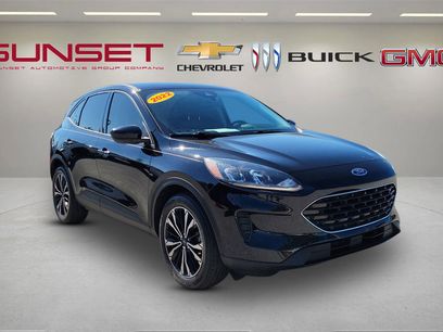 Used 2022 Ford Escape SE w/ SE Sport Appearance Package