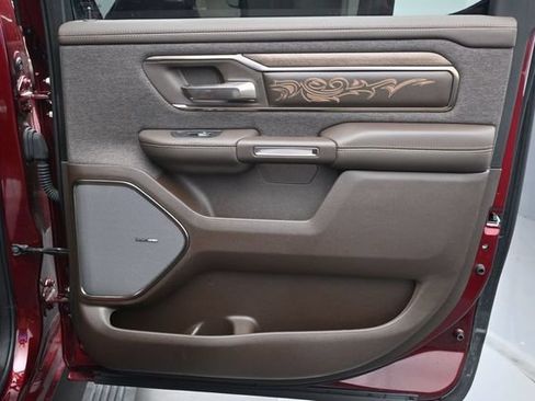 Used 2025 RAM 1500 Limited AWD/4WD image 13