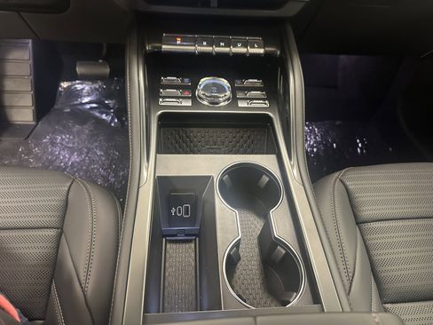 New 2026 Lincoln Nautilus Reserve w/ Jet Appearance Package image 16