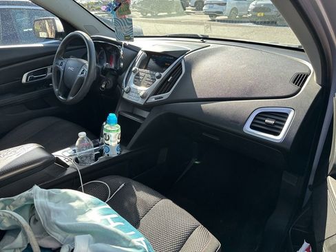 Used 2017 GMC Terrain SLE FWD image 22