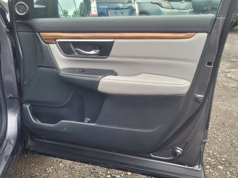 Used 2017 Honda CR-V Touring image 25