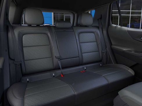 New 2026 Chevrolet Equinox LT w/ Convenience Package II image 17