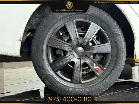 Used 2006 Toyota Camry LE image 23