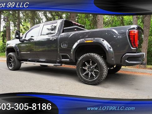 Used 2020 GMC Sierra 3500 Denali w/ Denali Ultimate Package AWD/4WD image 11