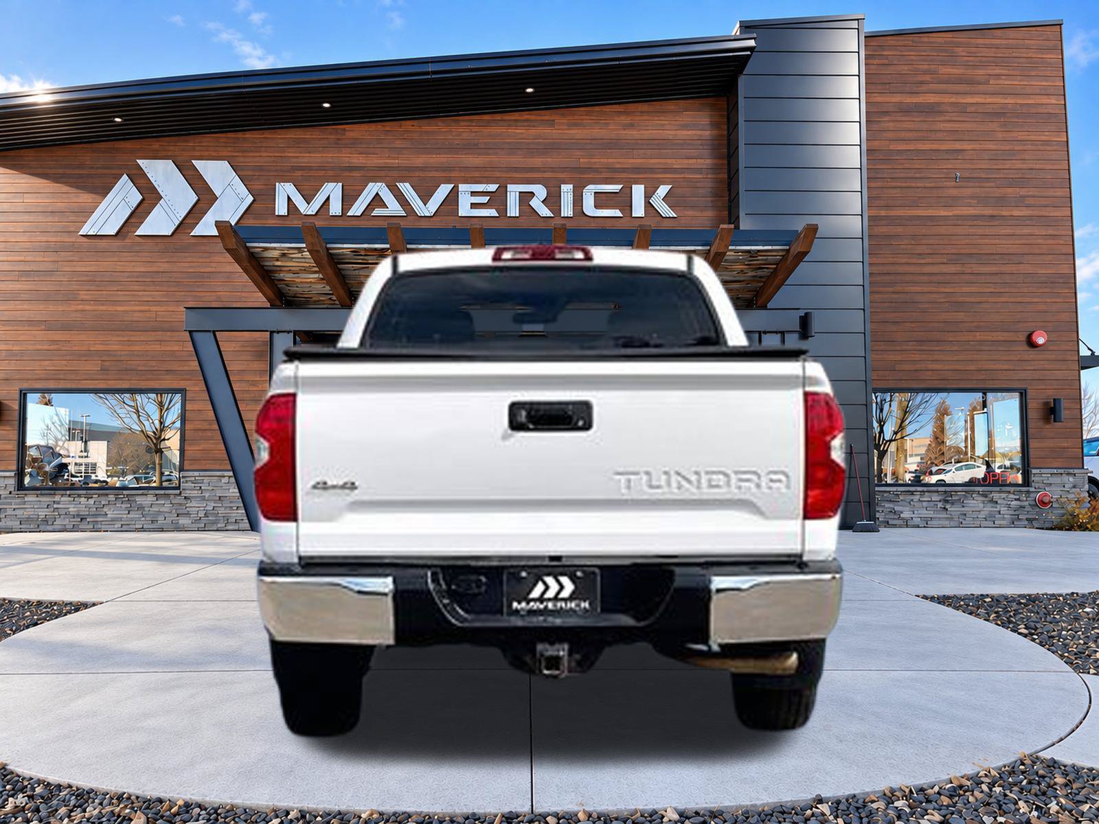 Used 2021 Toyota Tundra SR5 AWD/4WD image 3