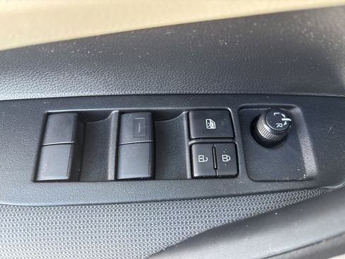 Certified 2023 Toyota Corolla LE w/ Carpet Mat Package (TMS) image 17