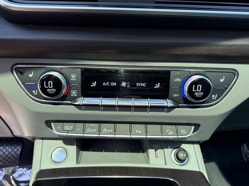 Used 2023 Audi Q5 2.0T Premium Plus w/ Premium Plus Package AWD/4WD image 18