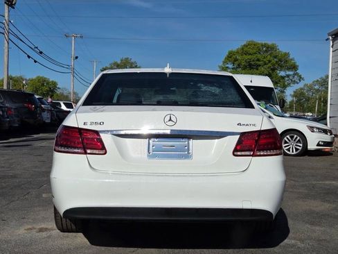 Used 2015 Mercedes-Benz E 350 4MATIC Sedan image 4