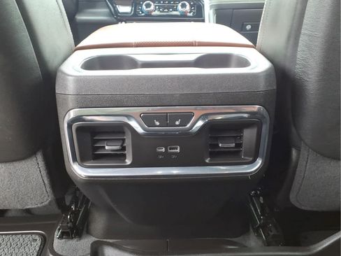 Used 2024 GMC Sierra 2500 Denali Ultimate w/ Max Trailering Package AWD/4WD image 30
