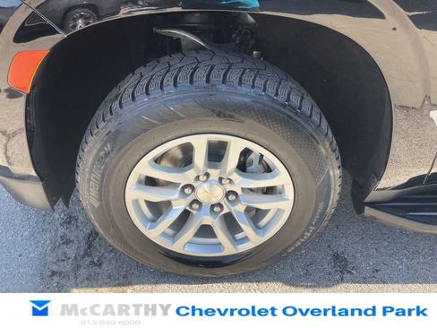 Used 2022 Chevrolet Suburban RST AWD/4WD image 9