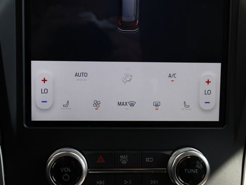 Used 2022 Ford Edge SEL image 28