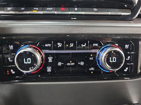 New 2026 GMC Sierra 3500 SLT w/ SLT Premium Package image 20