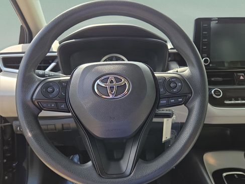 Used 2022 Toyota Corolla LE FWD image 10