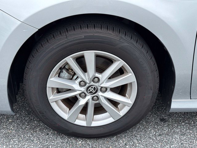 Used 2025 Toyota Camry LE w/ Convenience Package AWD/4WD image 20