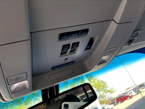 Used 2018 Chevrolet Silverado 2500 LTZ w/ Duramax Plus Package image 30