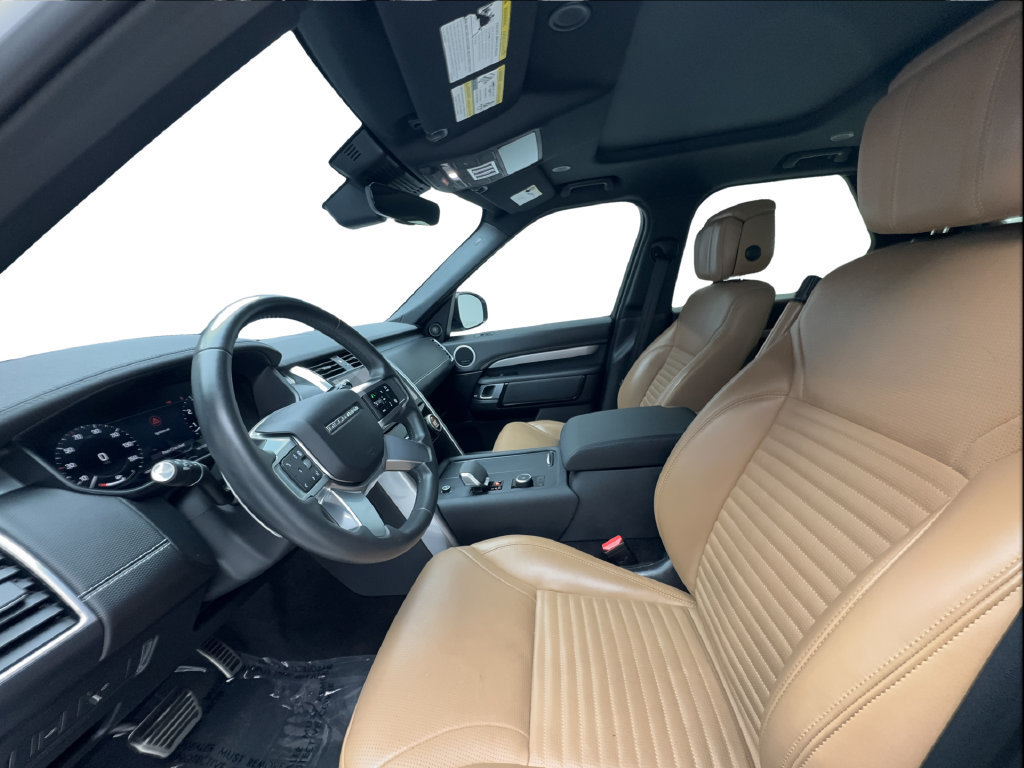 Used 2024 Land Rover Discovery Dynamic SE AWD/4WD image 21