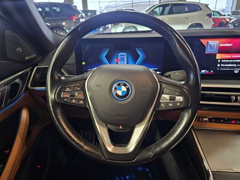 Used 2023 BMW i4 eDrive35 RWD image 11