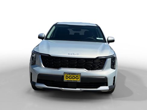 New 2026 Kia Sorento LX FWD image 8
