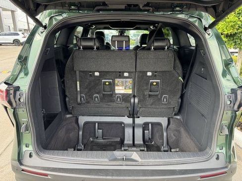 Certified 2025 Toyota Sienna XLE Woodland Edition AWD/4WD image 27