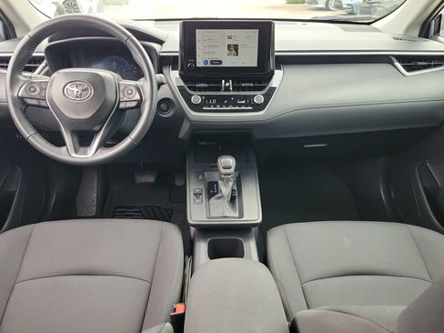 Used 2026 Toyota Corolla Cross LE FWD image 12