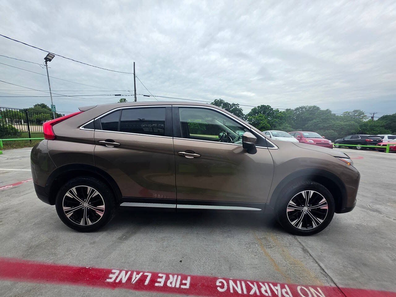 Used 2019 Mitsubishi Eclipse Cross SE AWD/4WD image 18