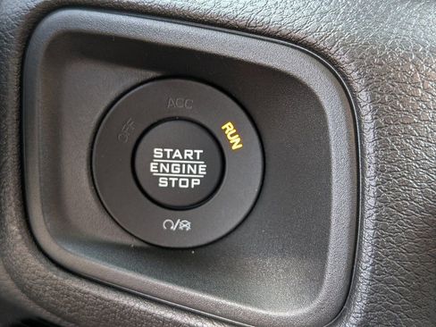 New 2026 Jeep Gladiator Sport image 17