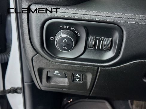 Used 2020 RAM 1500 Limited AWD/4WD image 12