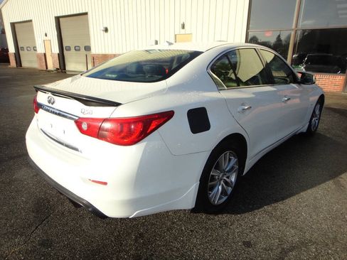 Used 2016 INFINITI Q50 Premium w/ 2.0T Premium Plus Package AWD/4WD image 4