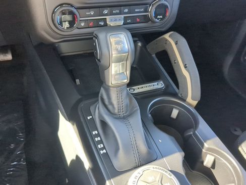 New 2025 Ford Bronco Badlands AWD/4WD image 59