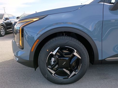 New 2026 Kia Sportage EX w/ EX Panoramic Sunroof Package image 16